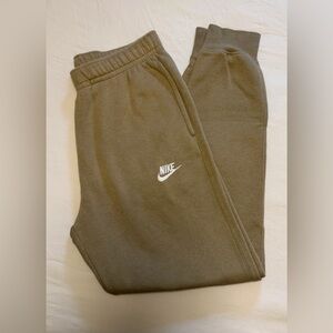 Nike Joggers
